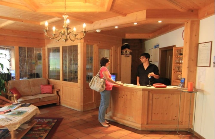 Imagen de los interiores del Hotel Albergo Gader. Foto 18