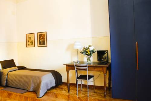 Imagen de la habitación del Hotel Albergo Garisenda. Foto 5
