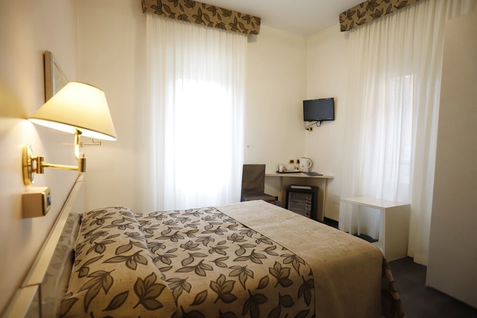 Imagen de la habitación del Hotel Albergo Giardinetto, Bolonia. Foto 3