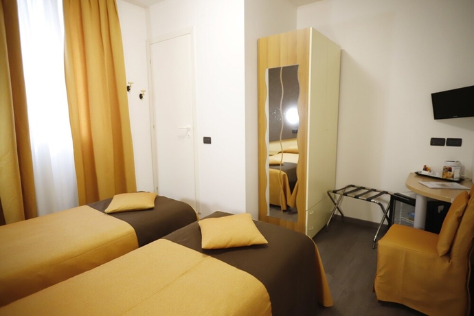 Imagen de la habitación del Hotel Albergo Giardinetto, Bolonia. Foto 7