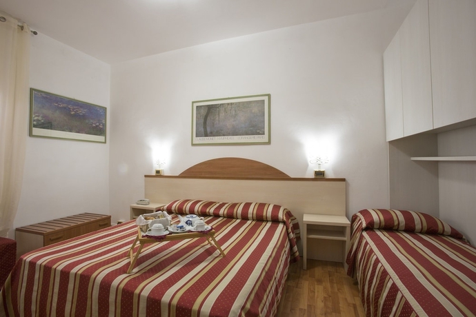 Imagen de la habitación del Hotel Albergo Giardinetto, Bolonia. Foto 16