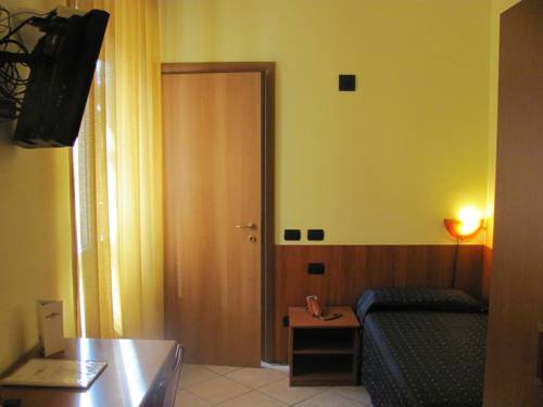Imagen de la habitación del Hotel Albergo Giardino. Foto 3