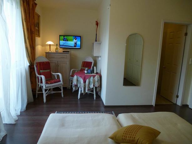 Imagen de la habitación del Hotel Albergo Giardino, Lago Balaton. Foto 9