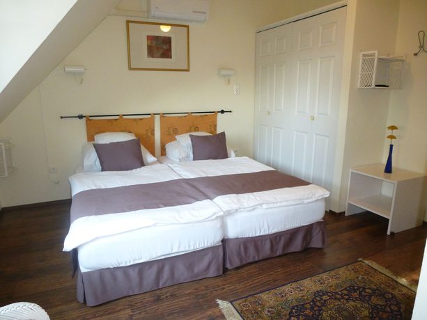 Imagen de la habitación del Hotel Albergo Giardino, Lago Balaton. Foto 17