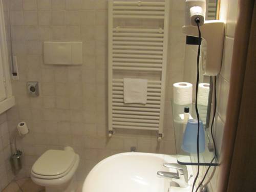 Imagen de la habitación del Hotel Albergo Giardino, Lissone. Foto 6