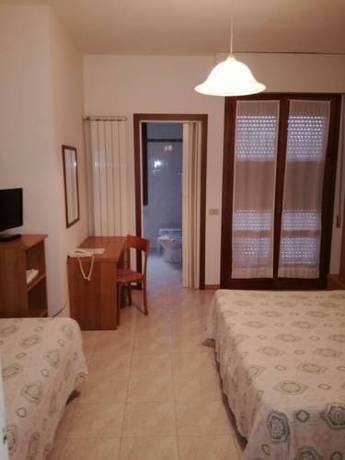 Imagen de la habitación del Hotel Albergo Giardino, Vigole. Foto 4