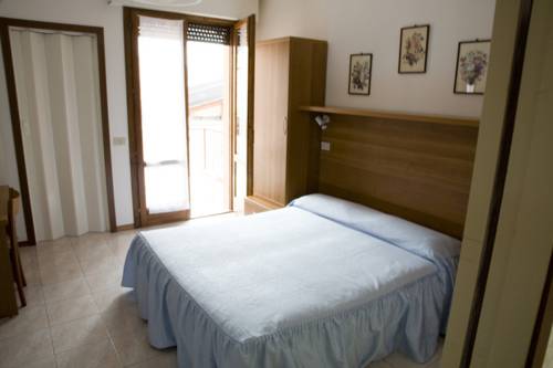 Imagen de la habitación del Hotel Albergo Giardino, Vigole. Foto 8