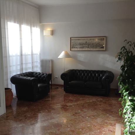 Imagen de los interiores del Hotel Albergo Giugni. Foto 20