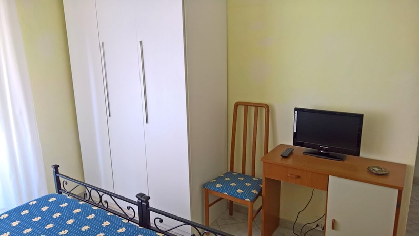 Imagen de la habitación del Hotel Albergo Golfo. Foto 10