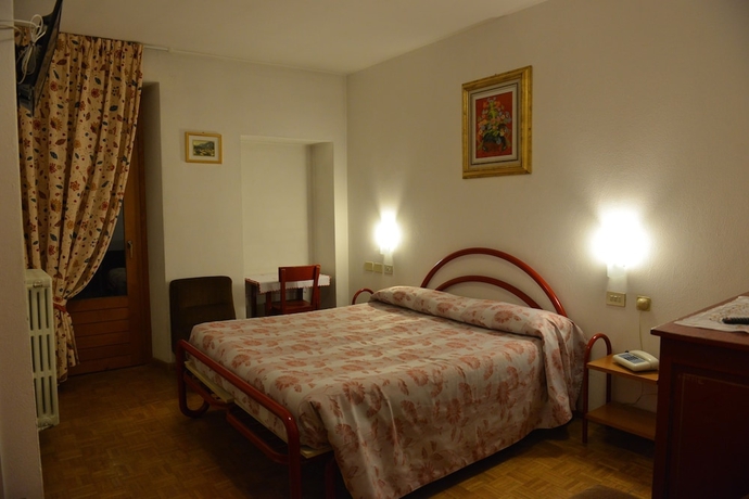 Imagen de la habitación del Hotel Albergo Gufo. Foto 2