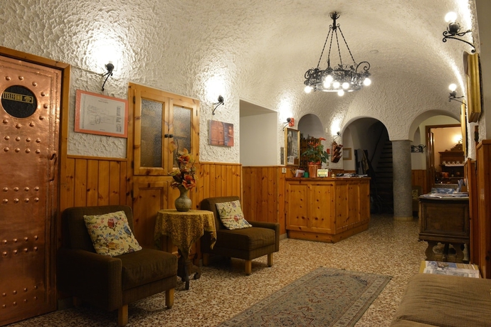 Imagen de los interiores del Hotel Albergo Gufo. Foto 18