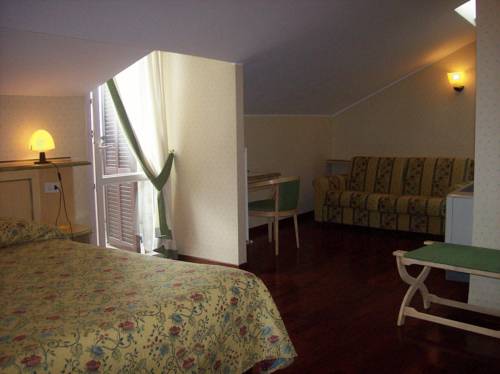 Imagen de la habitación del Hotel Albergo Il Cacciatore. Foto 3