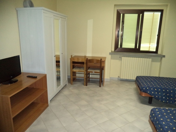 Imagen de la habitación del Hotel Albergo Il Chiostro. Foto 2