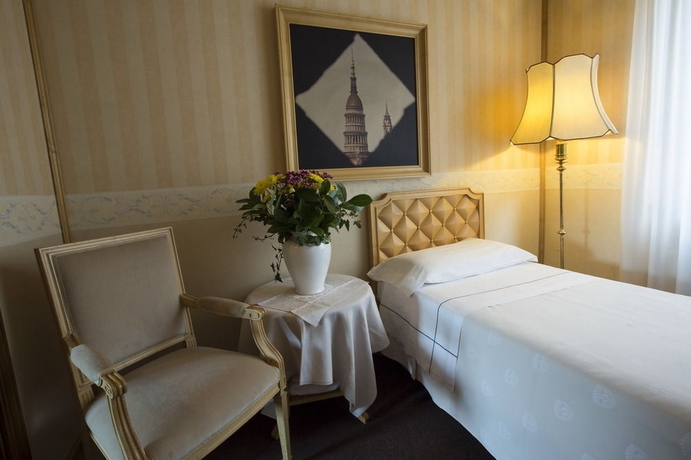 Imagen de la habitación del Hotel Albergo Italia, Novara. Foto 6