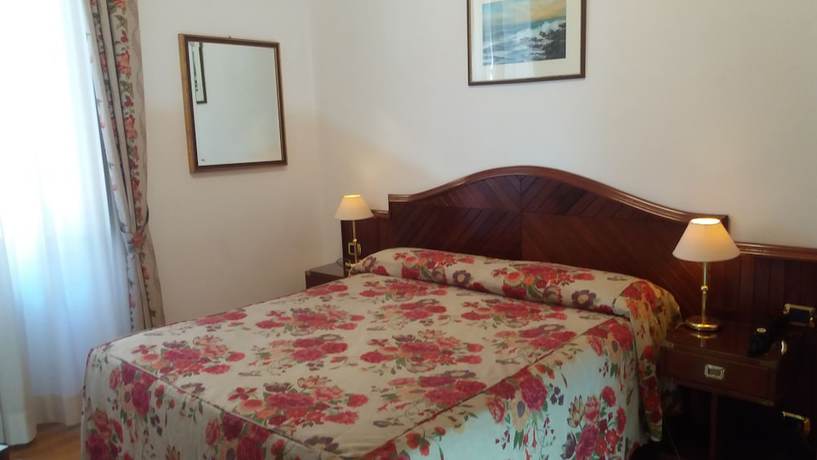 Imagen de la habitación del Hotel Albergo Italia, Piombino. Foto 12