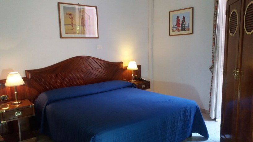 Imagen de la habitación del Hotel Albergo Italia, Piombino. Foto 14