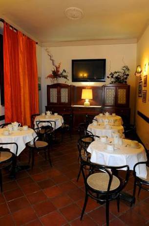 Imagen de la habitación del Hotel Albergo Italia, Poggibonsi. Foto 2