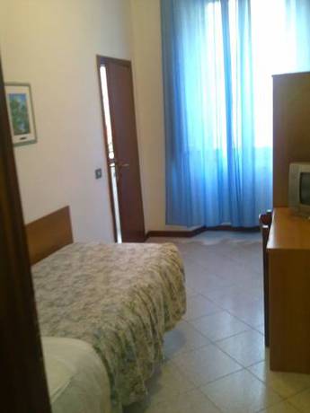 Imagen de la habitación del Hotel Albergo Italia, Poggibonsi. Foto 12