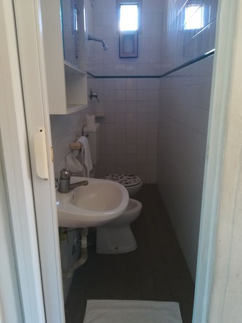 Imagen de la habitación del Hotel Albergo Italia, REGGIO EMILIA. Foto 5