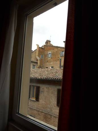 Imagen de la habitación del Hotel Albergo Italia, Urbino. Foto 5