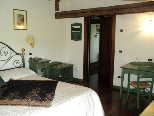 Imagen de la habitación del Hotel Albergo La Bersagliera. Foto 12