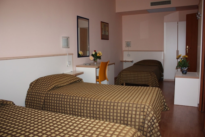 Imagen de la habitación del Hotel Albergo La Coccinella. Foto 5