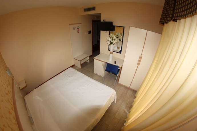 Imagen de la habitación del Hotel Albergo La Coccinella. Foto 12