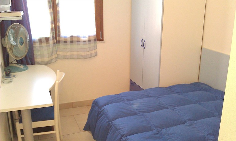 Imagen de la habitación del Hotel Albergo La Lampara. Foto 12