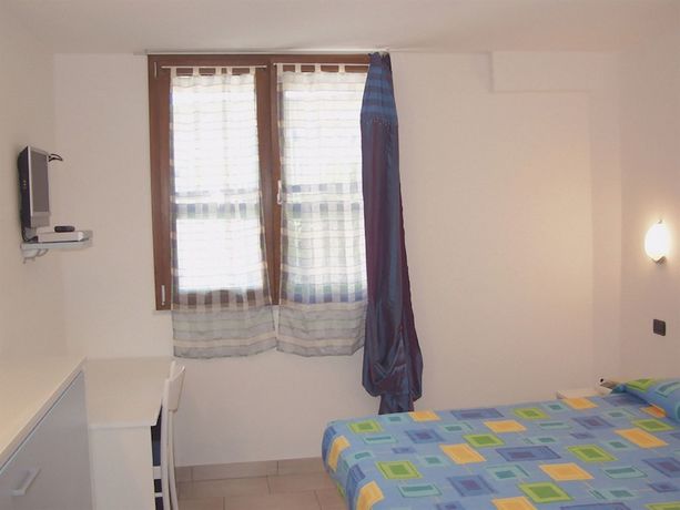 Imagen de la habitación del Hotel Albergo La Lampara. Foto 17