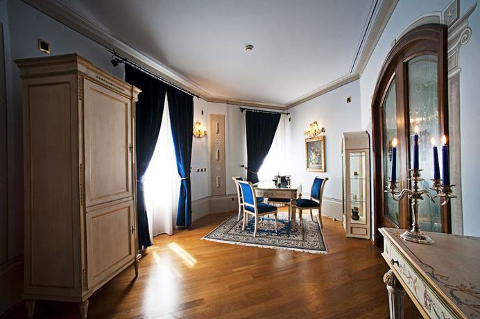 Imagen de la habitación del Hotel Albergo La Lanterna. Foto 5