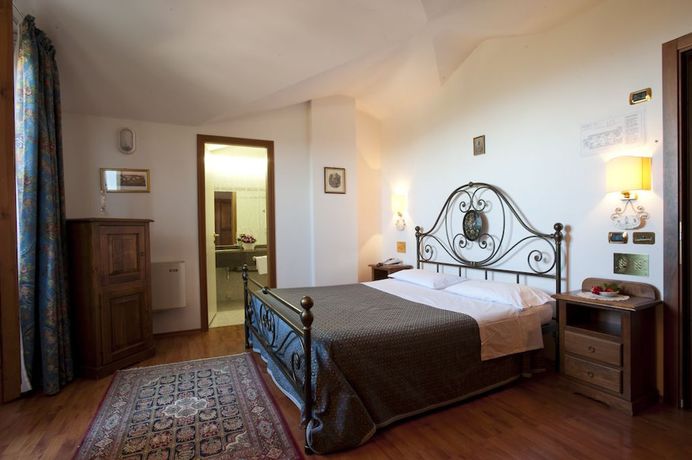 Imagen de la habitación del Hotel Albergo La Lanterna. Foto 12