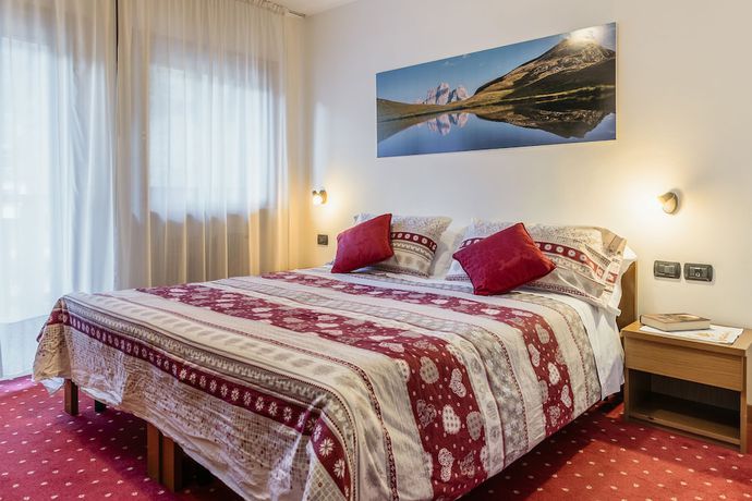 Imagen de la habitación del Hotel Albergo La Montanina. Foto 14