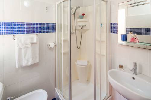 Imagen de la habitación del Hotel Albergo La Piazzetta. Foto 8