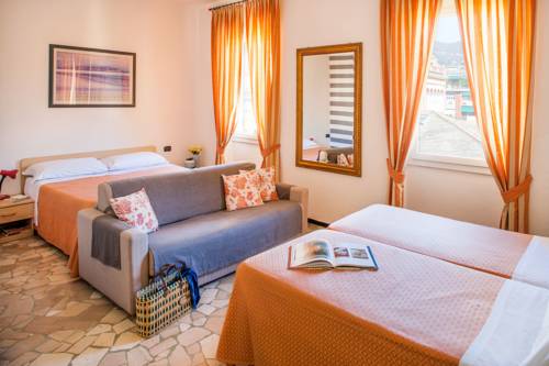 Imagen de la habitación del Hotel Albergo La Piazzetta. Foto 12
