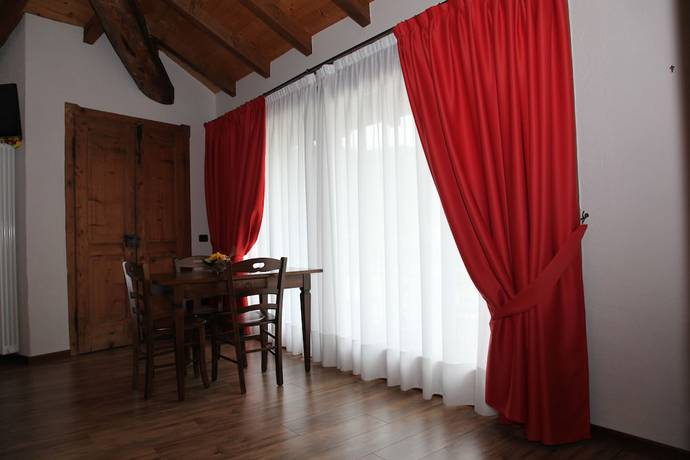 Imagen de la habitación del Hotel Albergo La Torre. Foto 3