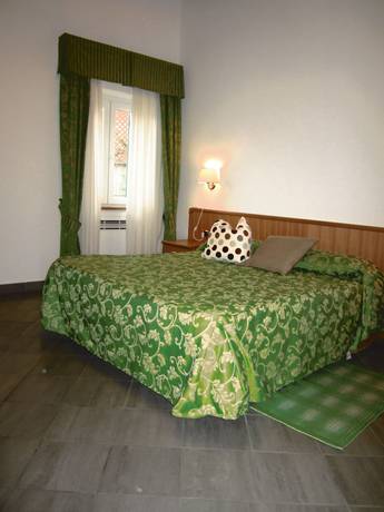 Imagen de la habitación del Hotel Albergo La Veranda. Foto 15