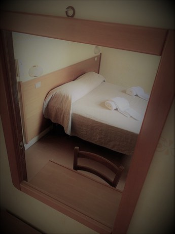 Imagen de la habitación del Hotel Albergo La Villetta. Foto 6