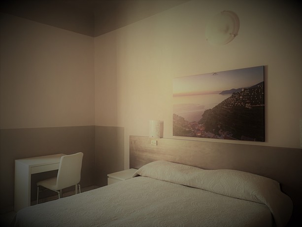 Imagen de la habitación del Hotel Albergo La Villetta. Foto 14
