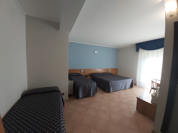 Imagen de la habitación del Hotel Albergo Lachea. Foto 4