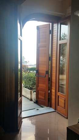 Imagen de la habitación del Hotel Albergo Lachea. Foto 13