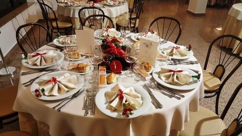 Imagen del bar/restaurante del Hotel Albergo Lachea. Foto 3