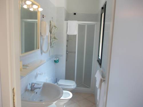 Imagen de la habitación del Hotel Albergo Le Briciole. Foto 7
