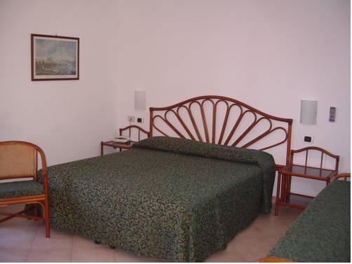 Imagen de la habitación del Hotel Albergo Le Briciole. Foto 9