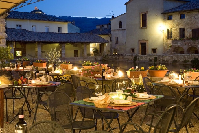 Imagen del bar/restaurante del Hotel Albergo Le Terme. Foto 6