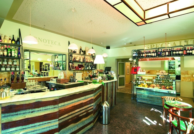 Imagen del bar/restaurante del Hotel Albergo Le Terme. Foto 7