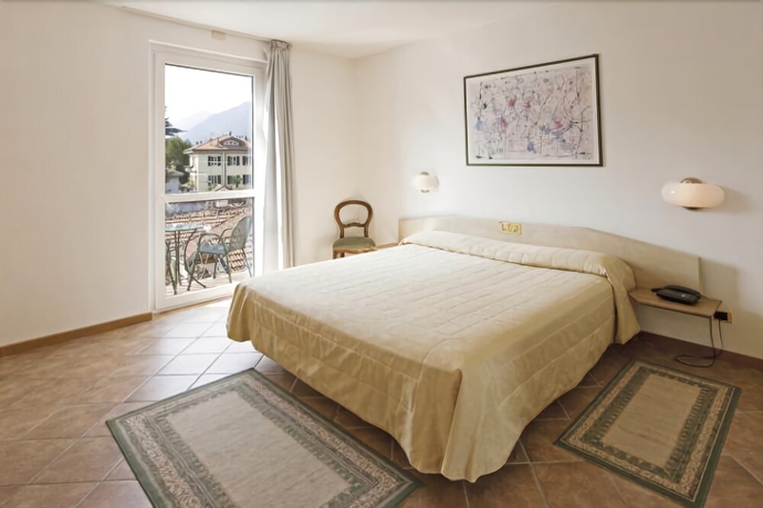 Imagen de la habitación del Hotel Albergo Lenno. Foto 13