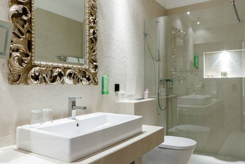 Imagen de la habitación del Hotel Albergo Losone. Foto 8