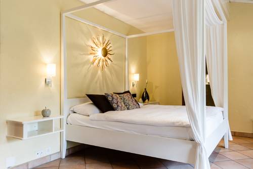 Imagen de la habitación del Hotel Albergo Losone. Foto 10