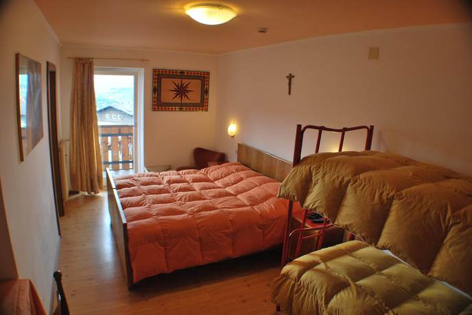 Imagen de la habitación del Hotel Albergo Lucia. Foto 5
