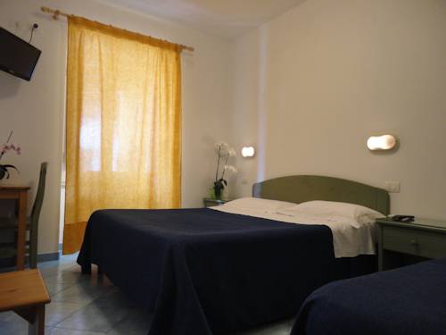 Imagen de la habitación del Hotel Albergo Macr&igrave;. Foto 6